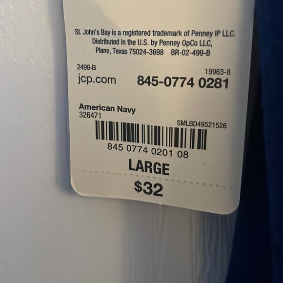 NWT Navy St John’s Bay Tank - Picture 6 of 6